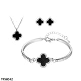 Black Clover Pendant Set